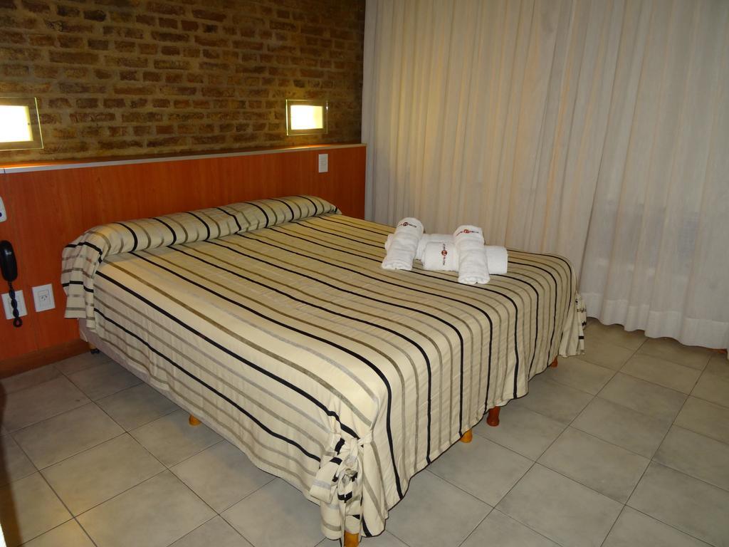 Hotel Necof Росарио Стая снимка